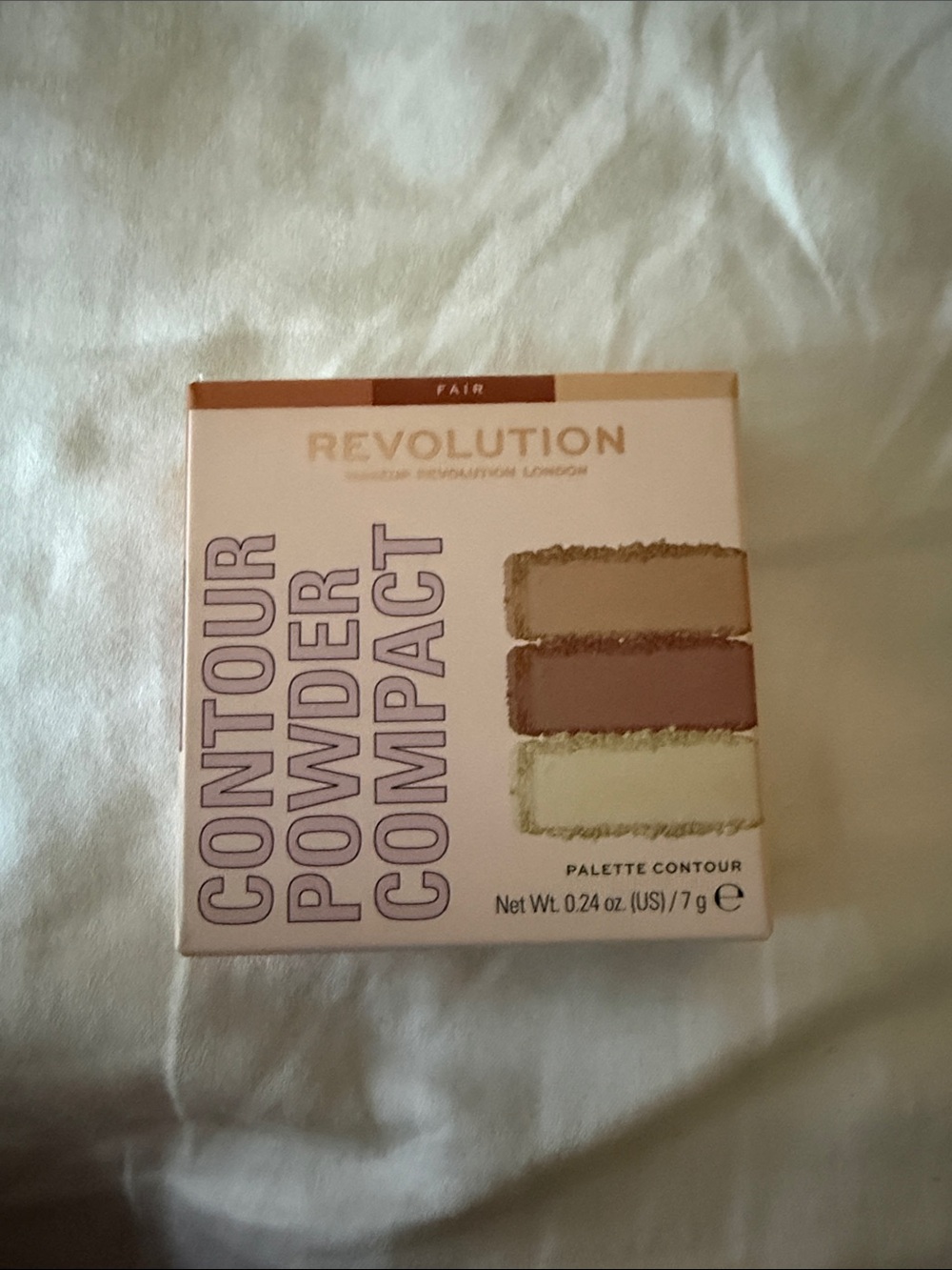Revolution Contour Powder Compact - Beige, Mauve, Cream